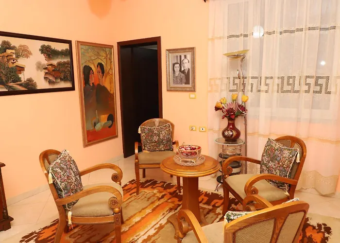 Guest House Veizaj City Centre