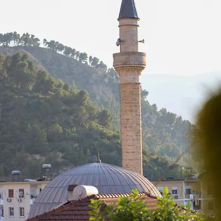 Guest House Veizaj City Centre Berat Exterior photo